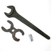 REAR AXLE NUT WRENCH (F010)